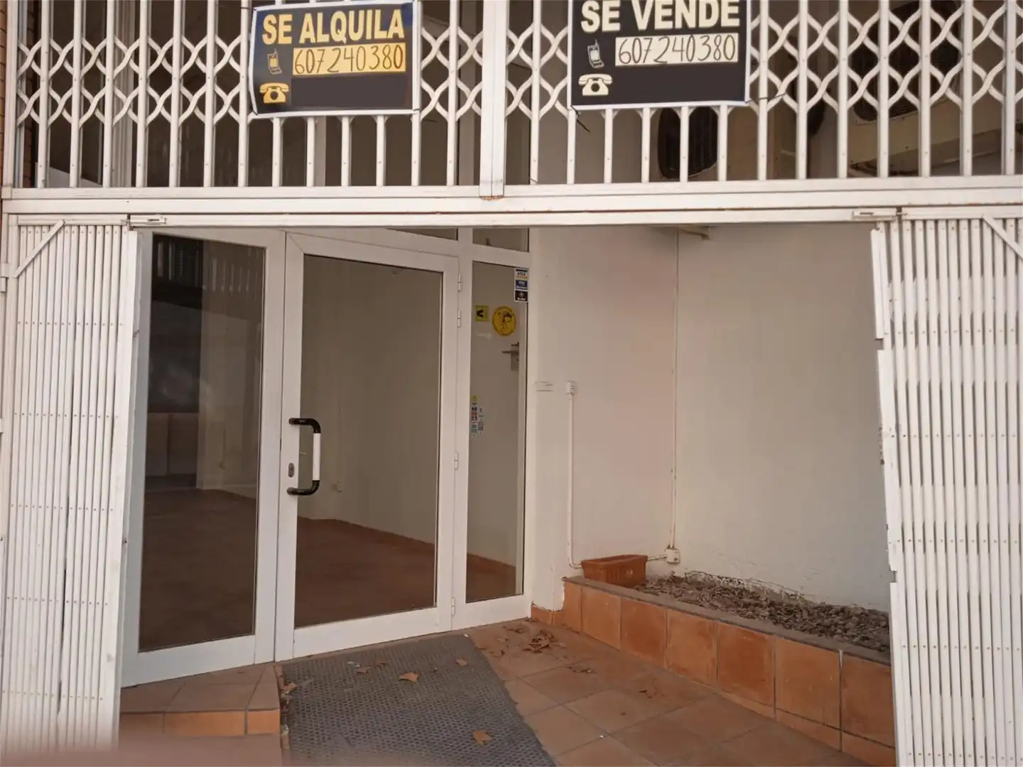 Local de lloguer a Carrer Barcelona, 8, Constantí Local de lloguer en Constantí amb Aire condicionat