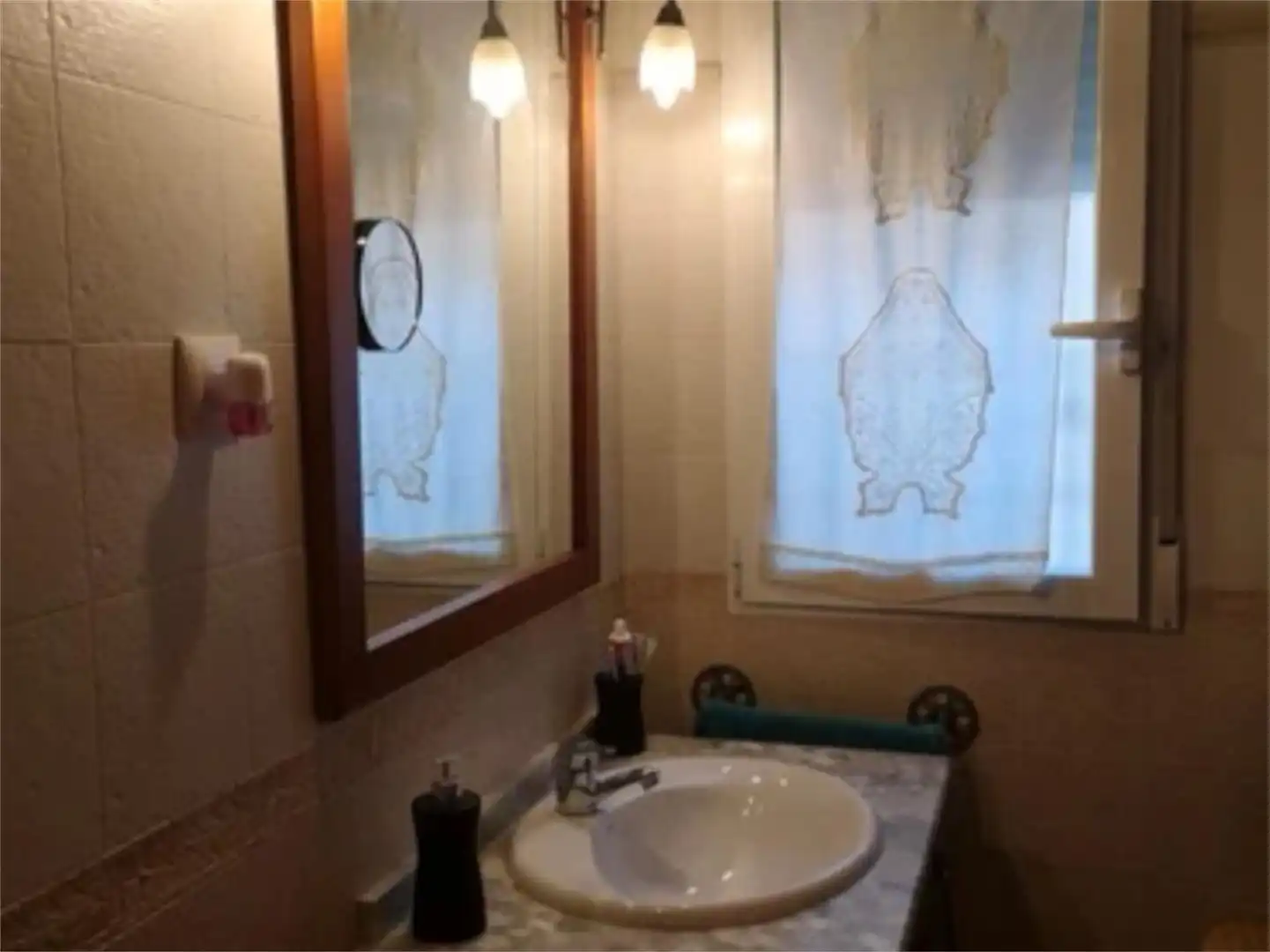 Bathroom of Flat for share in Murcia  with Air Conditioner, Heating and Furnished