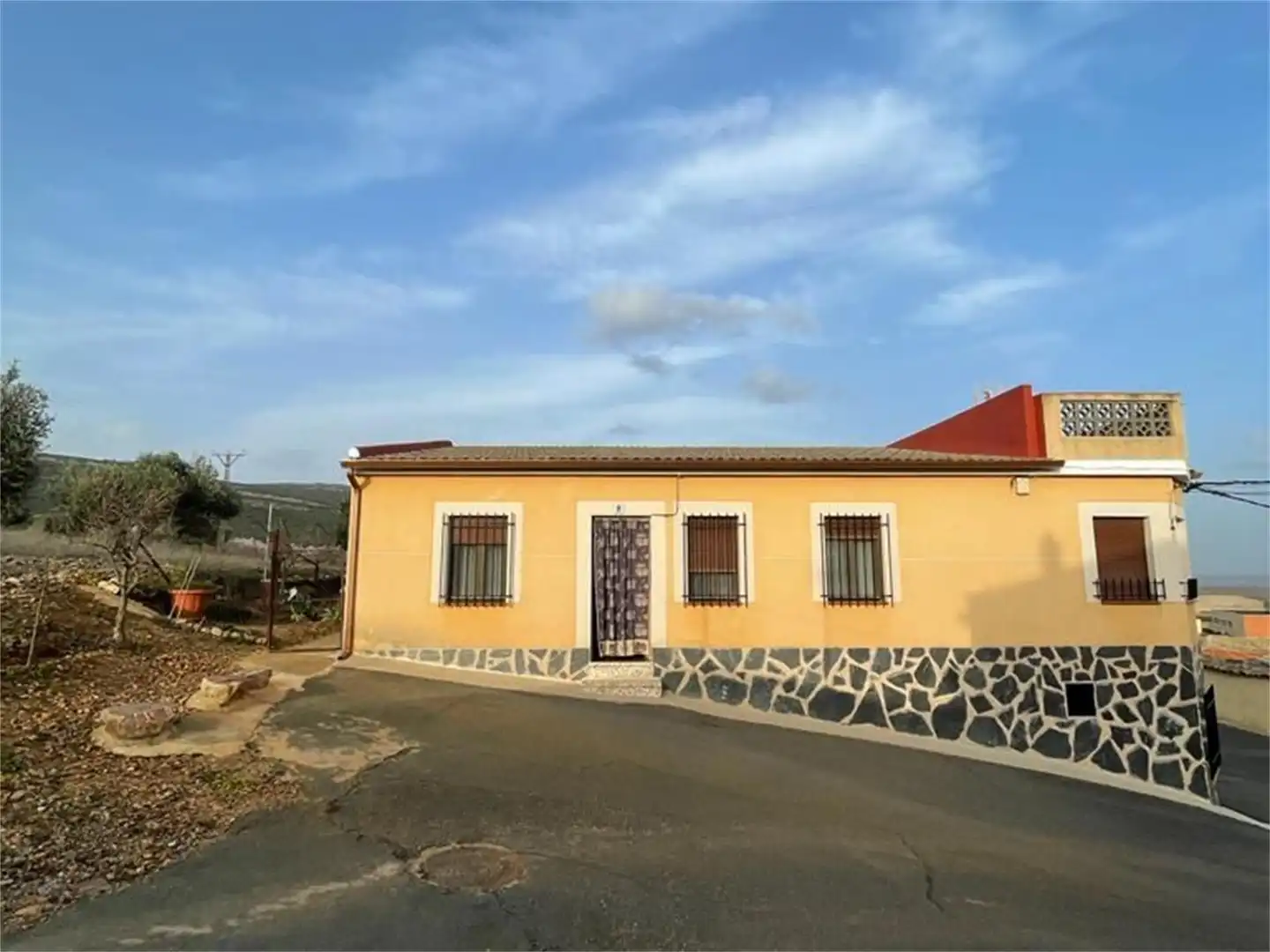 Casa o chalet en venta en Calle Real, 20, Marjaliza Vista exterior de Casa o chalet en venta en Marjaliza con Aire acondicionado, Terraza y Amueblado