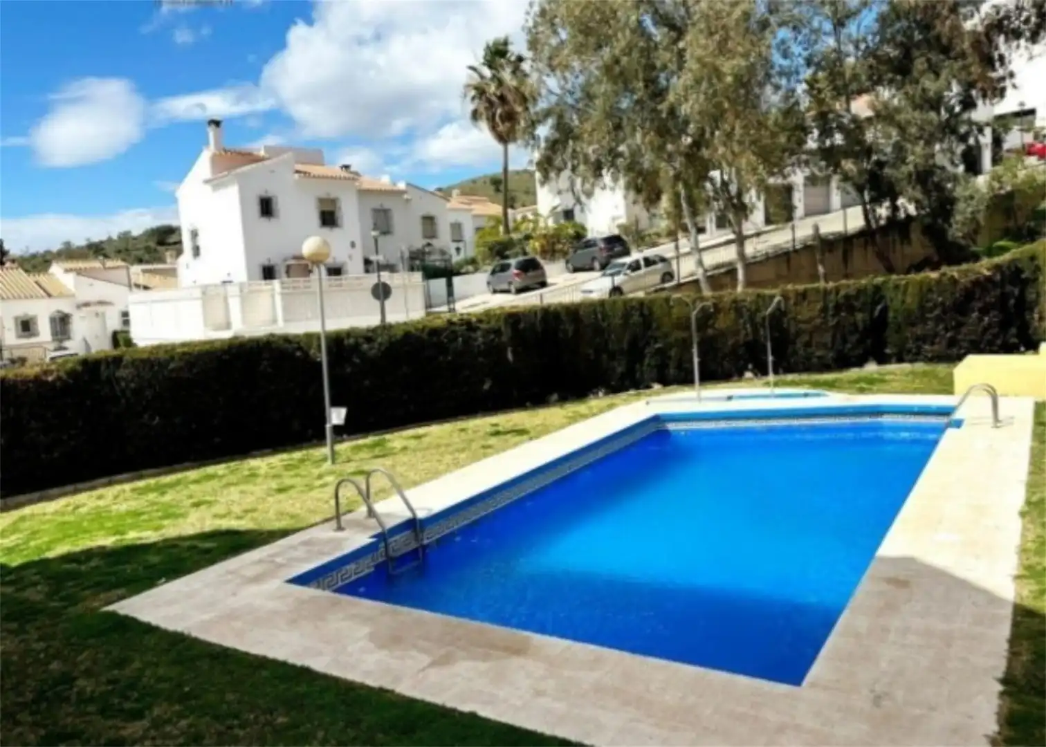 Piscina de Casa o xalet en venda en Vélez-Málaga amb Jardí privat, Terrassa i Piscina