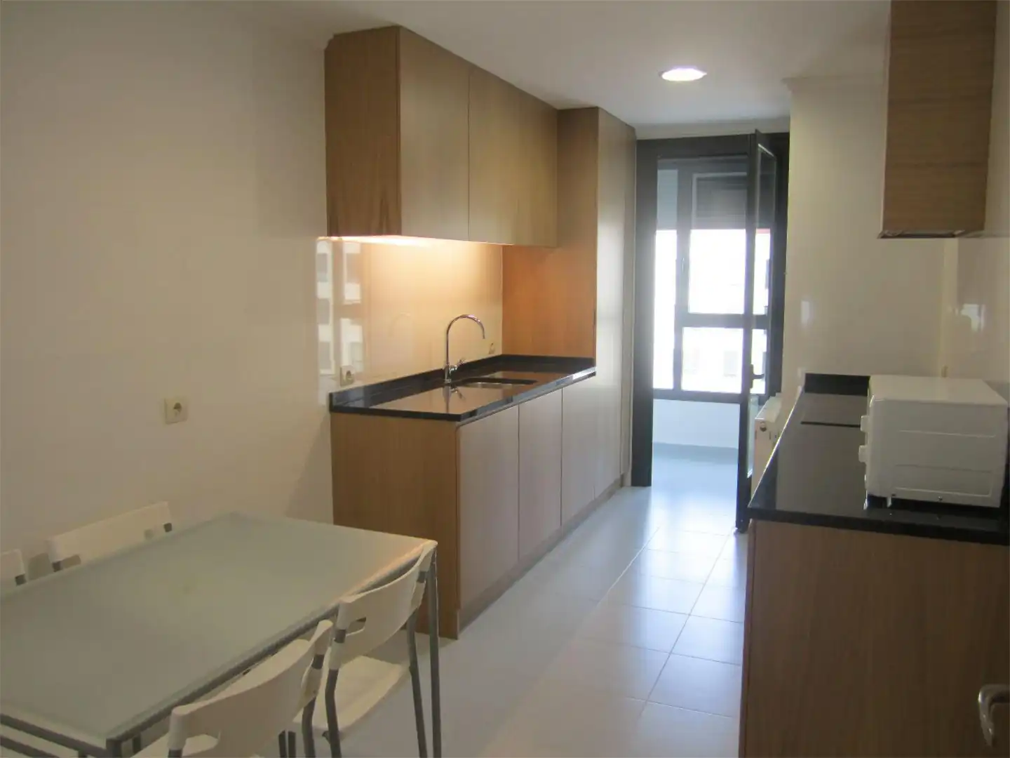 Flat for rent in Calle Navarrete, 4, Universidad - Las Huelgas