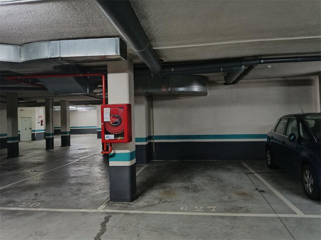 Garaje en Venta en Calle Otsobarrena en Txorierri - Ondiz - Udondo