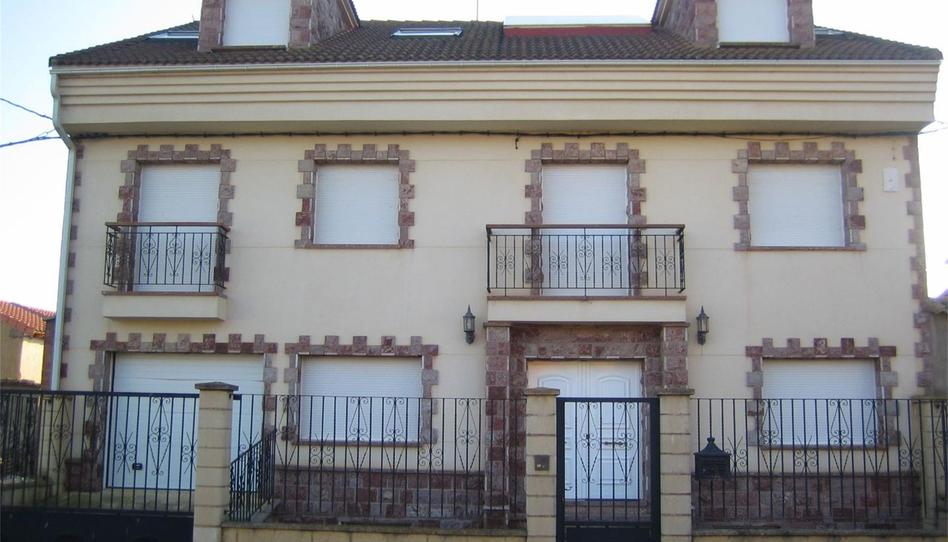 House or chalet for sale in Calle Real, 26a, Gradefes, León - image 1 Photo 1 of House or chalet for sale in Calle Real, 26a, Gradefes, León