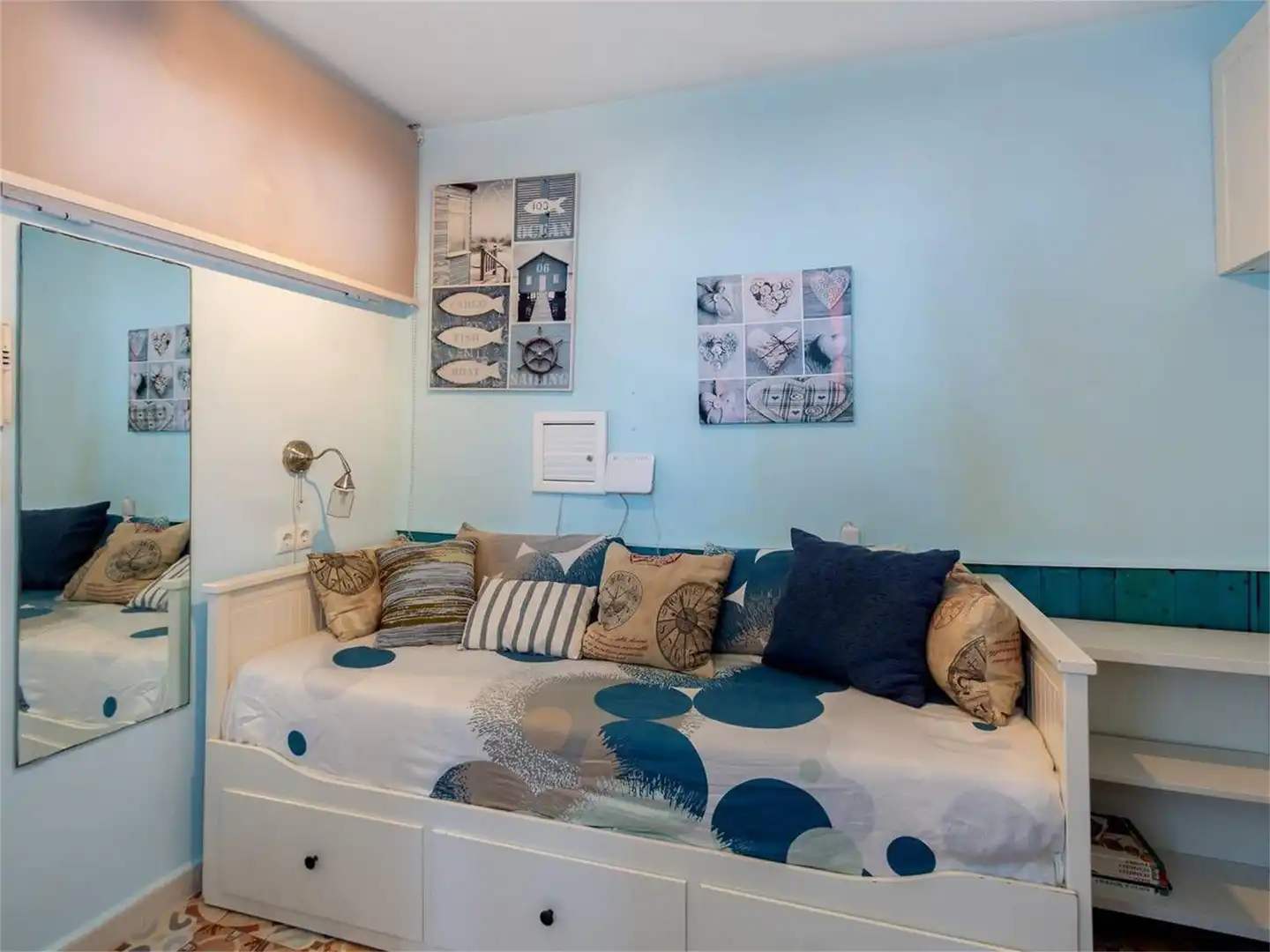 Attic for sale in Calle General Morla, Alameda - Mentidero - Teatro Falla Bedroom of Attic for sale in Cádiz Capital with Air Conditioner