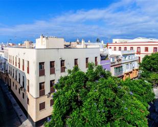 Exterior view of Attic for sale in  Cádiz Capital  with Air Conditioner