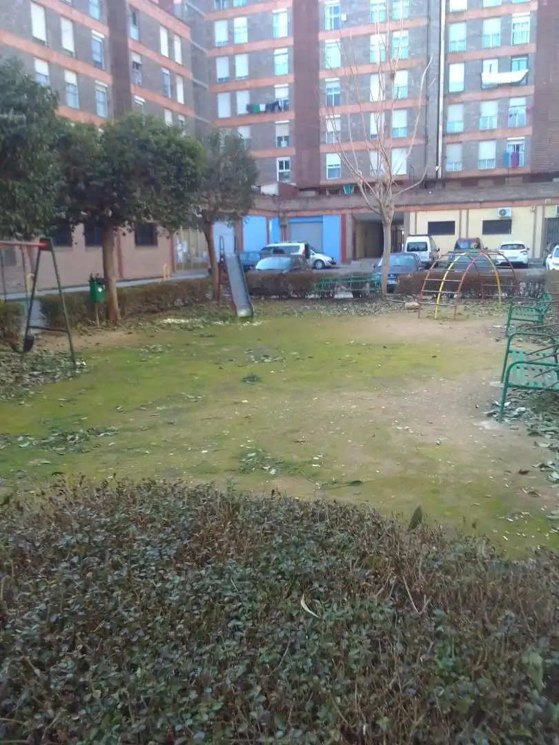 Flat for rent in Calle Benedicto XIII, 4, Plaza de Toros - Barón de Warsage