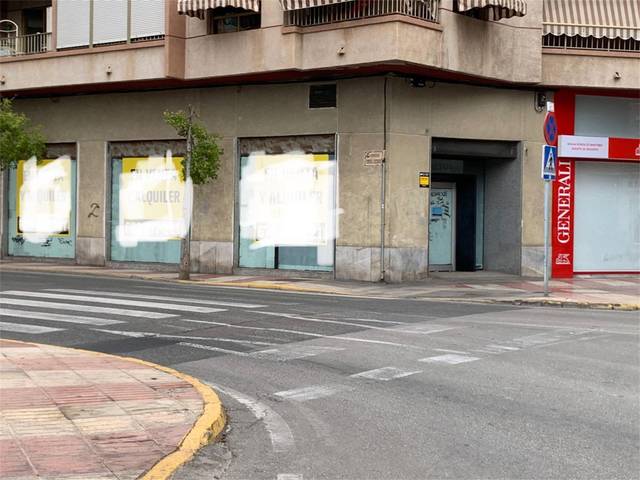 Local comercial en Alquiler en Plaza Doctor Fleming, 5 en Centro