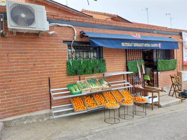 Local comercial en Venta en Calle de Alfonso Rodríguez Castelao, 26 en Peñagrande