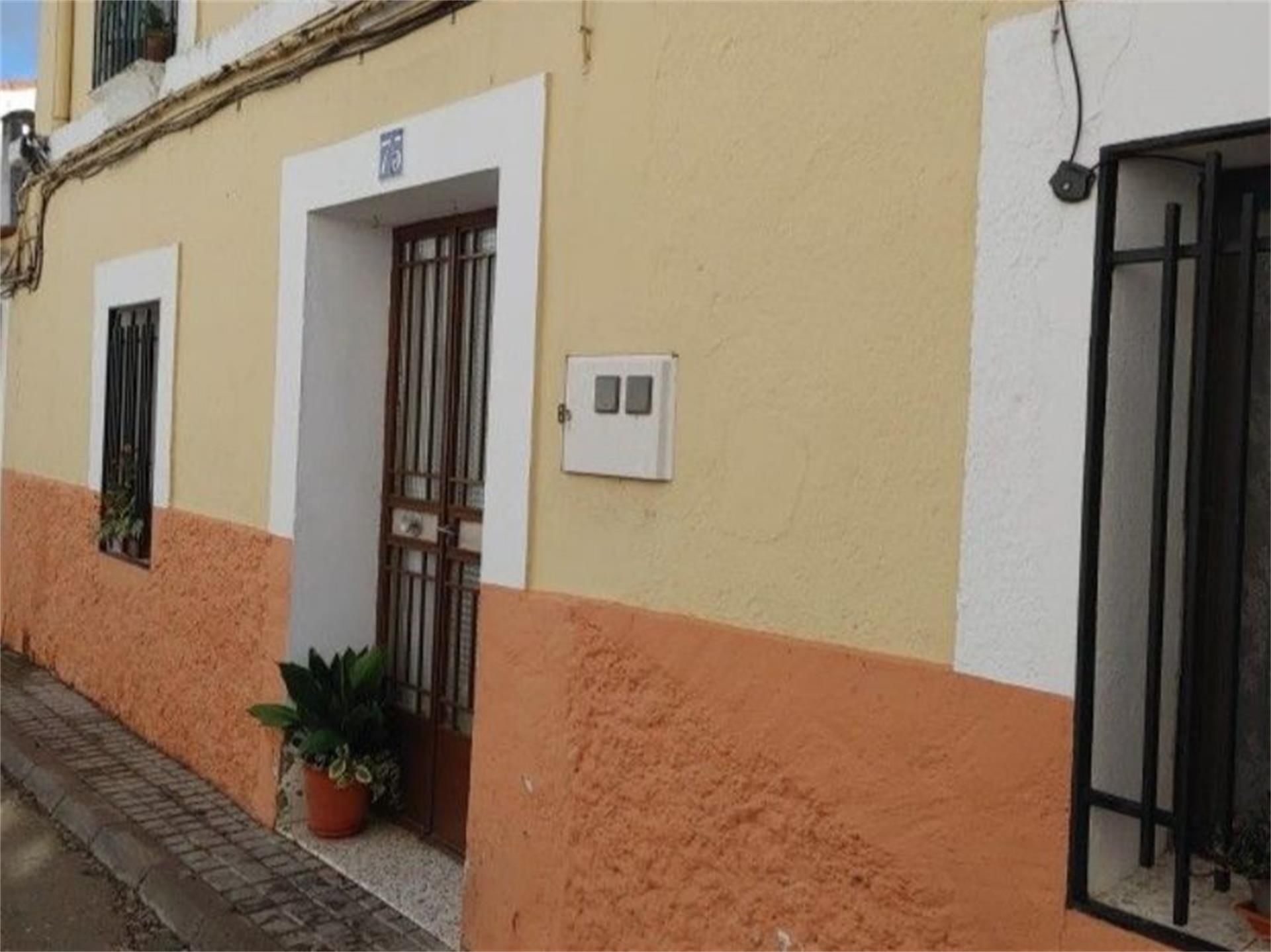 Exterior view of Single-family semi-detached for sale in Torrejoncillo  with Terrace