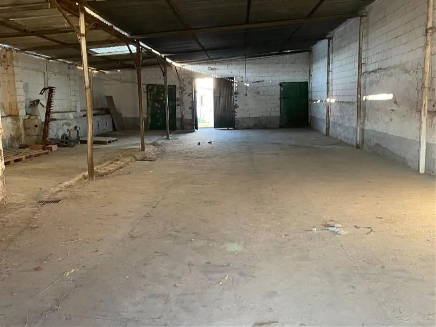 Finca rústica en venta en Calle Pilar, 33, Calzadilla de los Barros Finca rústica en venta en Calle Pilar, 33, Calzadilla de los Barros