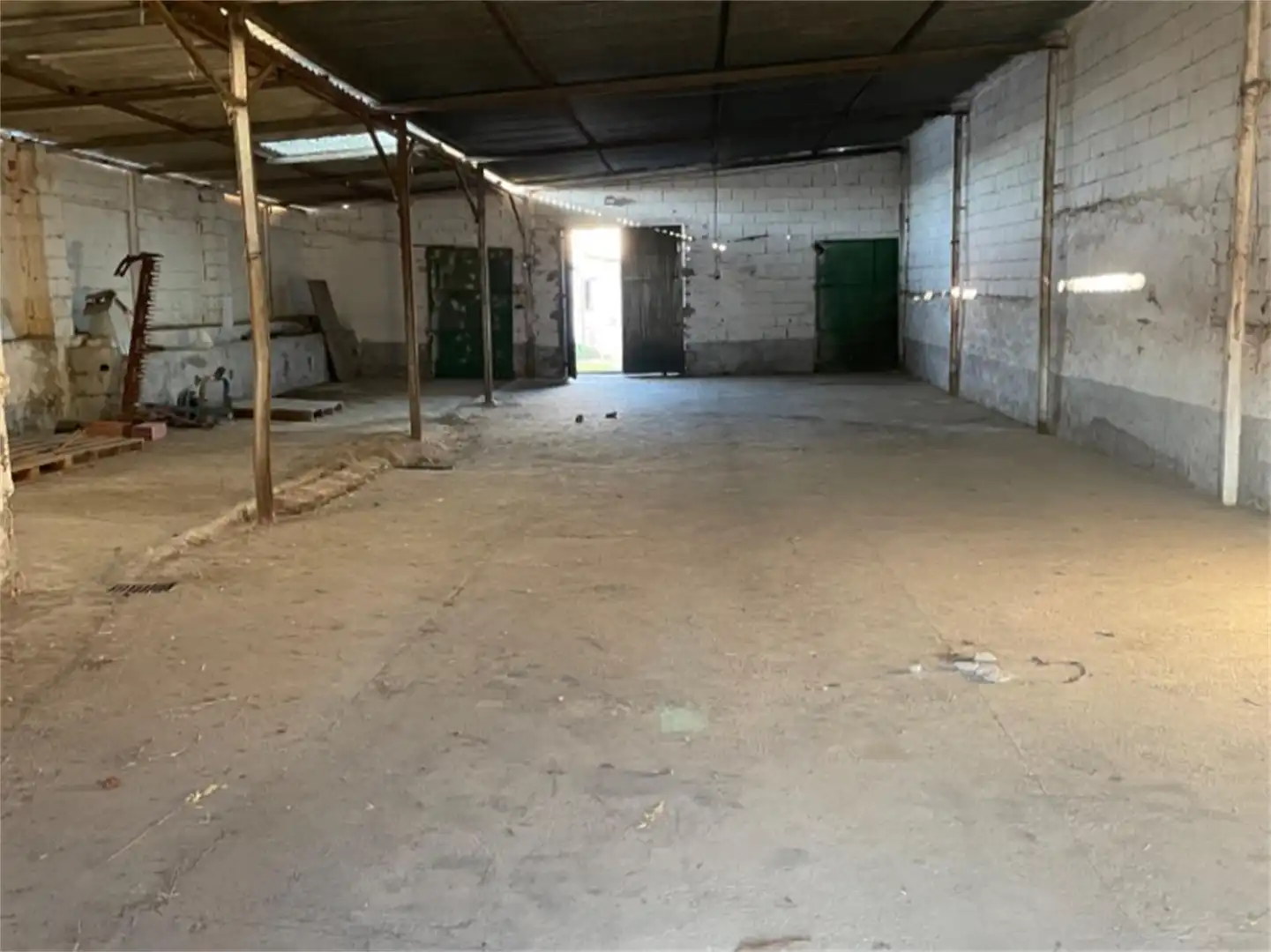 Commercial properties for sale in Calle Pilar, 33, Calzadilla de los Barros