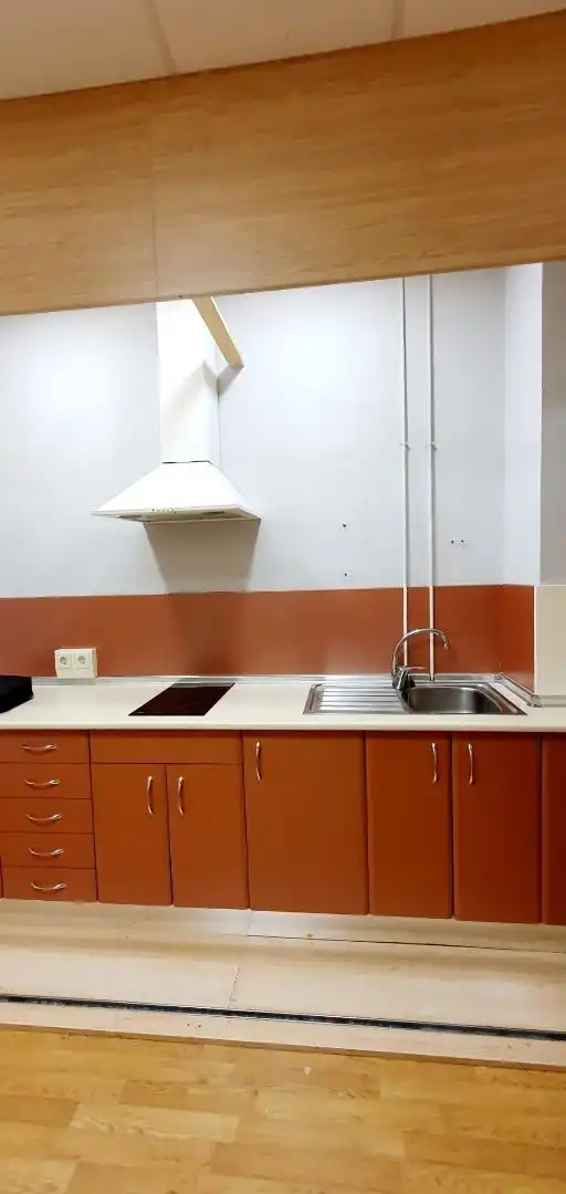 Oficina en venta en Calle Secoya, 22, Buena Vista Cocina de Oficina en venta en Madrid