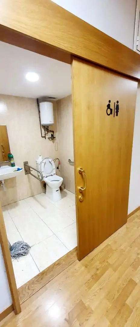 Oficina en venta en Calle Secoya, 22, Buena Vista Baño de Oficina en venta en Madrid
