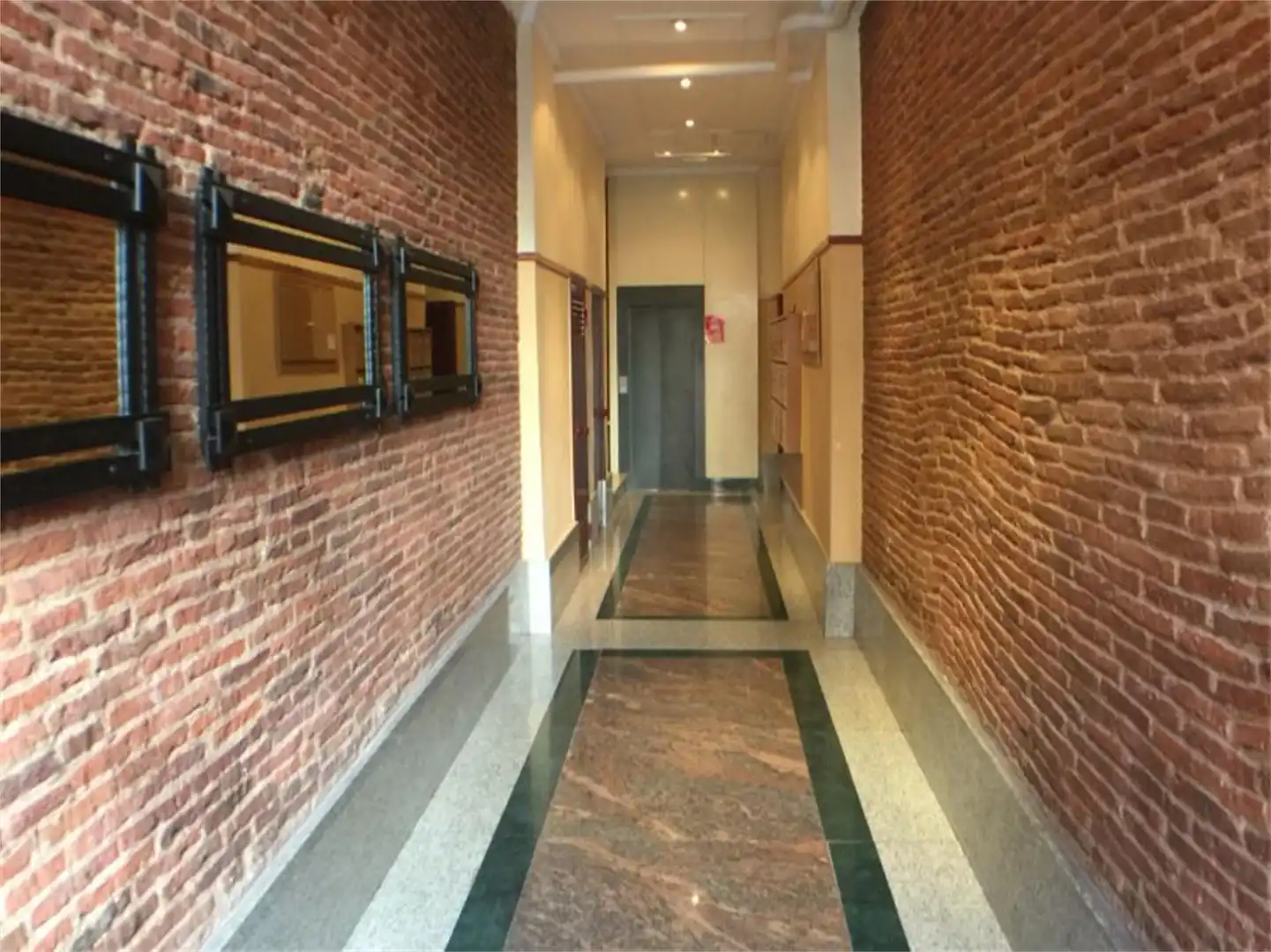 Room in Calle de Bravo Murillo, 316, Castillejos - Cuzco Flat for share in Madrid with Air Conditioner, Heating and Parquet flooring