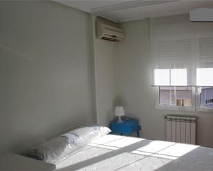 Bedroom of Flat to share in  Madrid Capital  with Air Conditioner, Heating and Parquet flooring