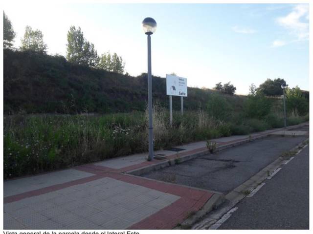 Terreno en Venta en Calle Monet en Nalda