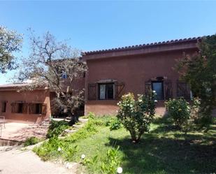 Exterior view of House or chalet for sale in San Román de los Montes  with Terrace, Swimming Pool and Balcony