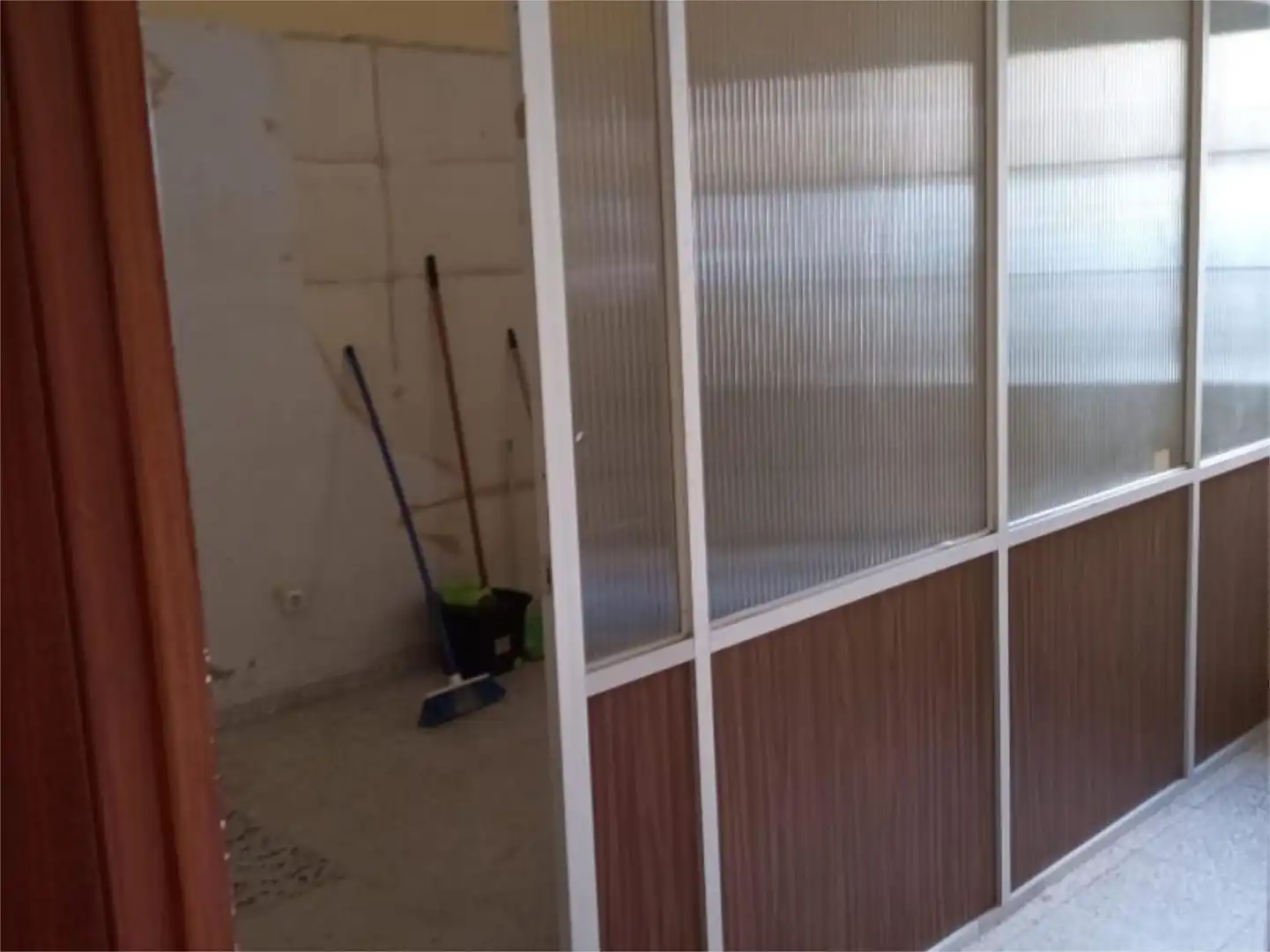 Commercial properties for rent in Jerez de la Frontera  with Air Conditioner