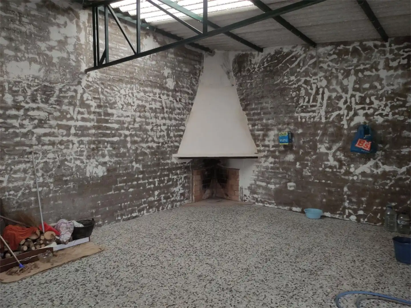 Garage zum Verkauf in Madroñera mit Möbliert