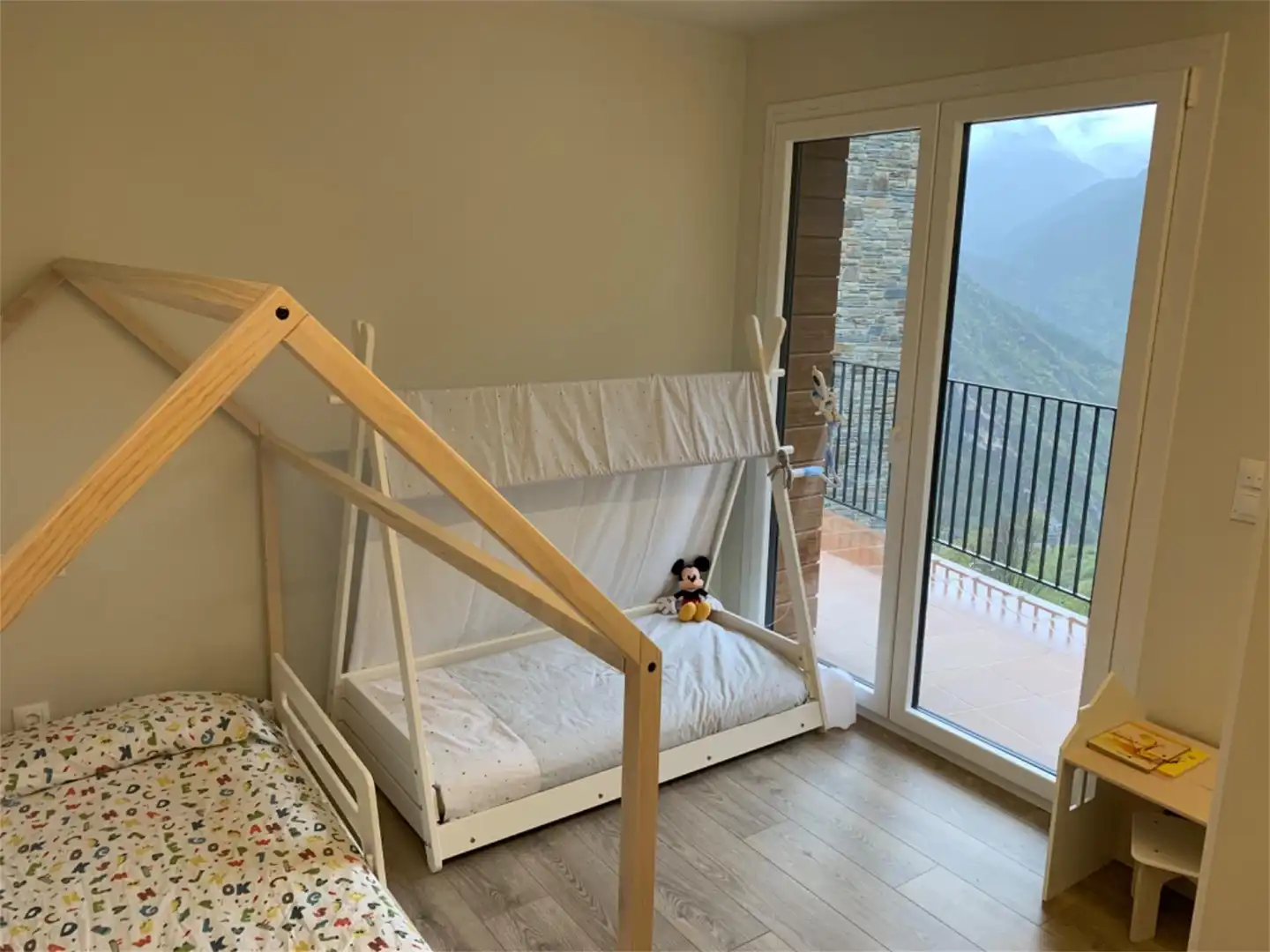 Dúplex en venta en Camí de Nagol, Nagol - Certers - Llumeneres Habitación de Dúplex en venta en Sant Julià de Lòria con Calefacción, Parquet y Terraza