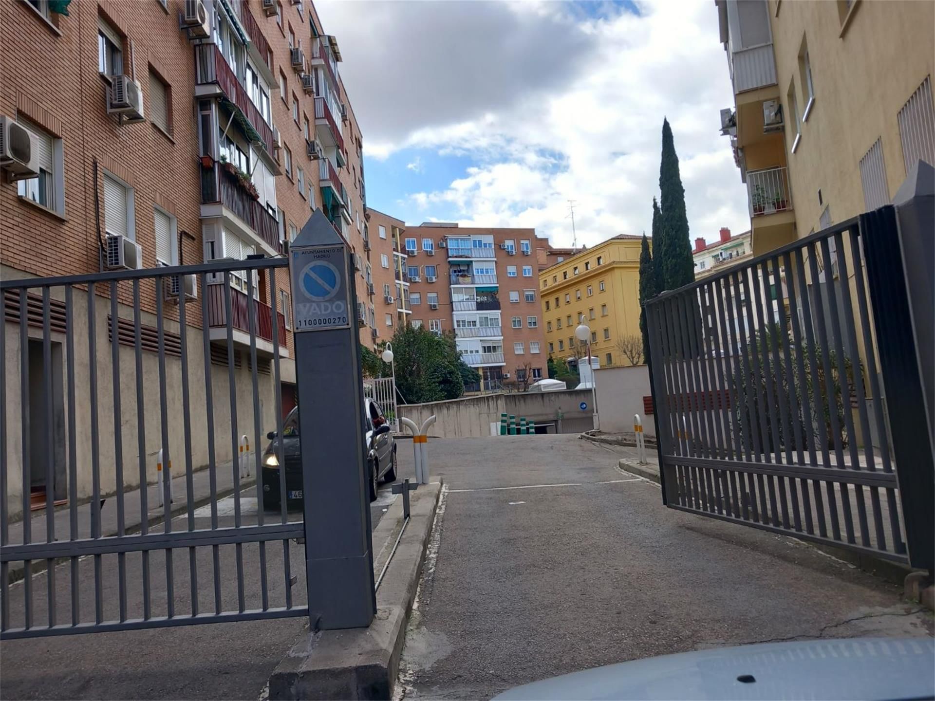 Vista exterior de Garatge de lloguer en  Madrid Capital