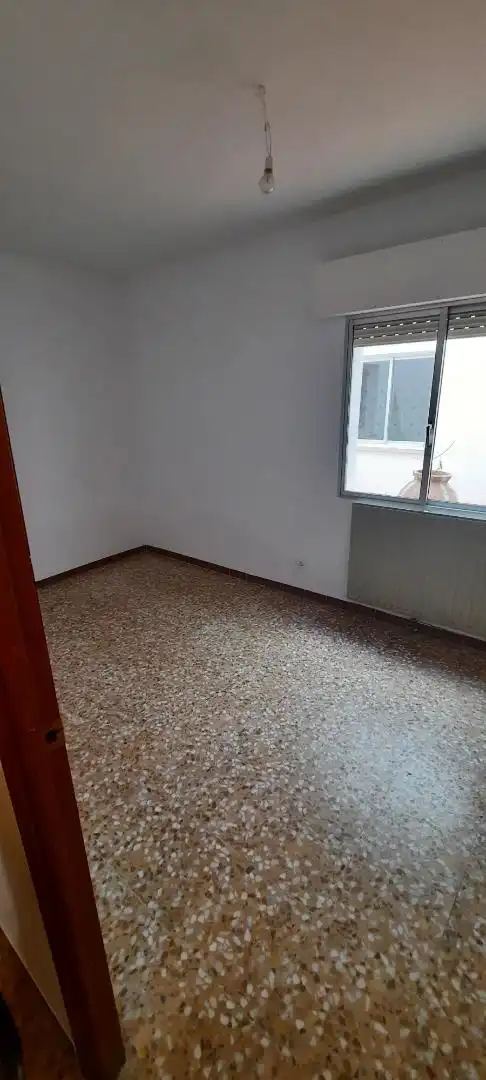 Piso en venta en Calle San Quintín, 22, Los Navalmorales Habitación de Piso en venta en Los Navalmorales con Calefacción, Terraza y Trastero