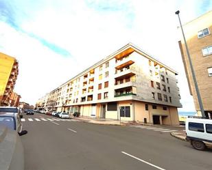 Exterior view of Flat for sale in Benavente  with Terrace and Balcony