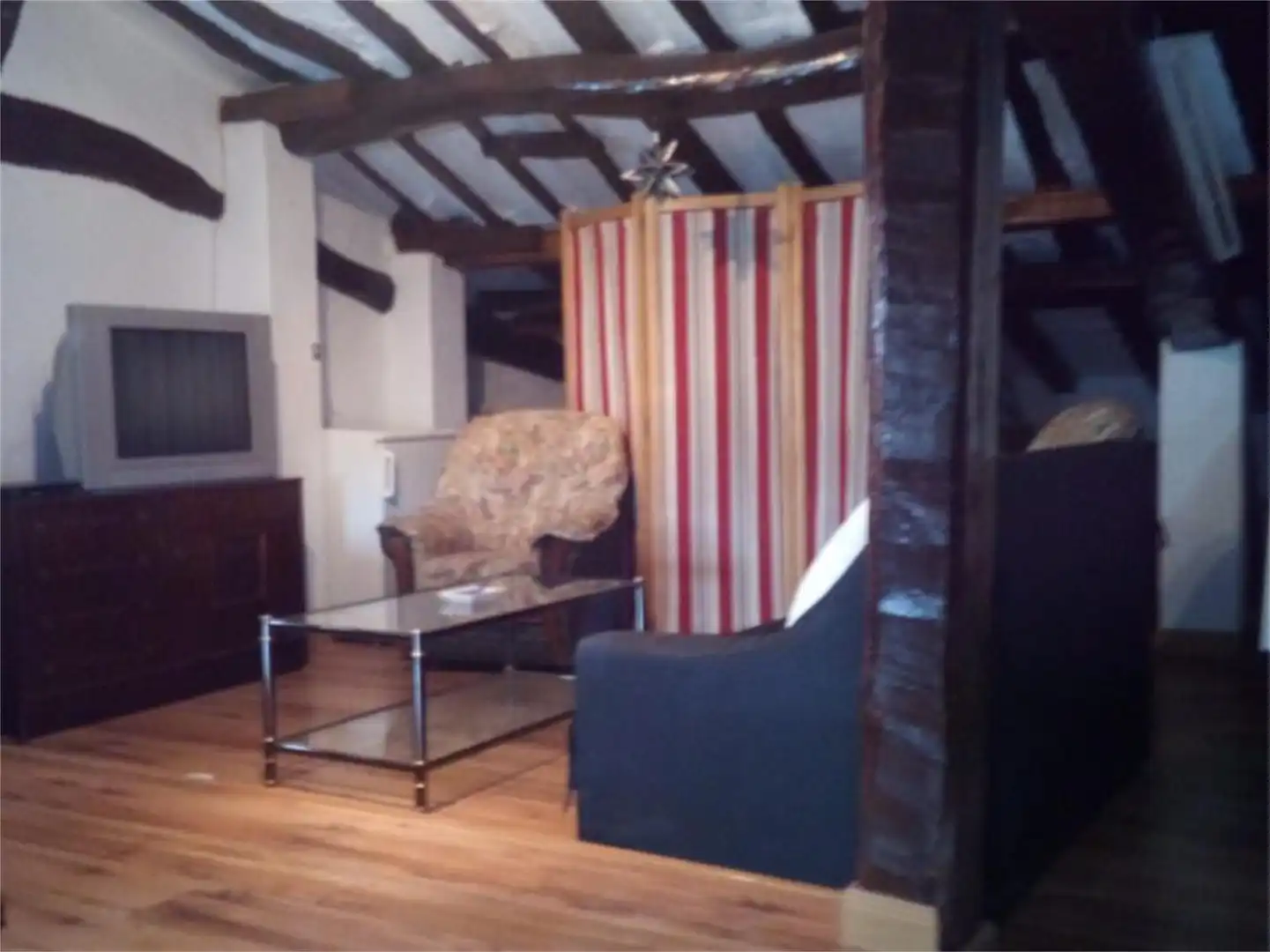 Finca rústica en venda a Calle San Vítores, 32, Cerezo de Río Tirón Sala d'estar de Finca rústica en venda en Cerezo de Río Tirón amb Calefacció, Terrassa i Moblat