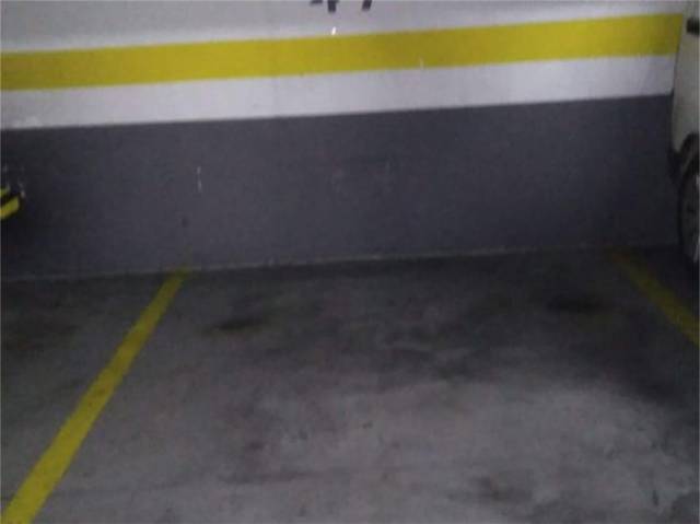 Garaje en Alquiler en Calle de Eduardo Barreiros, 7F en Orcasur - 12 de Octubre