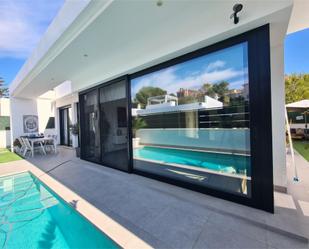 Piscina de Casa o xalet en venda en Pilar de la Horadada amb Aire condicionat, Terrassa i Piscina