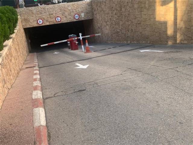 Garaje en Venta en Calle de Sor Ángela de la Cruz, 2 en Castillejos - Cuzco