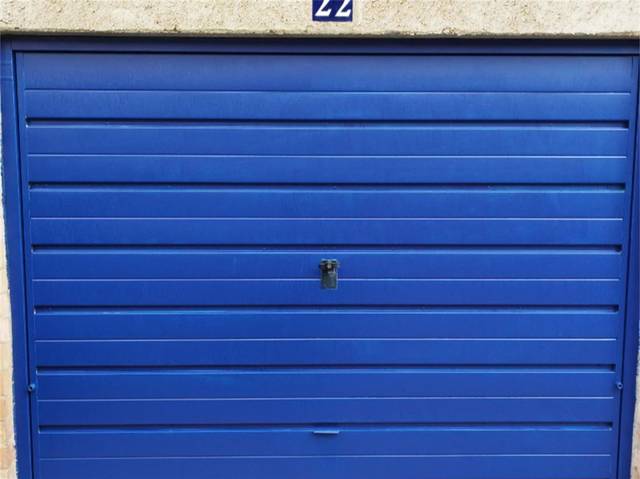 Garaje en Venta en Avenida Francia en Piscinas