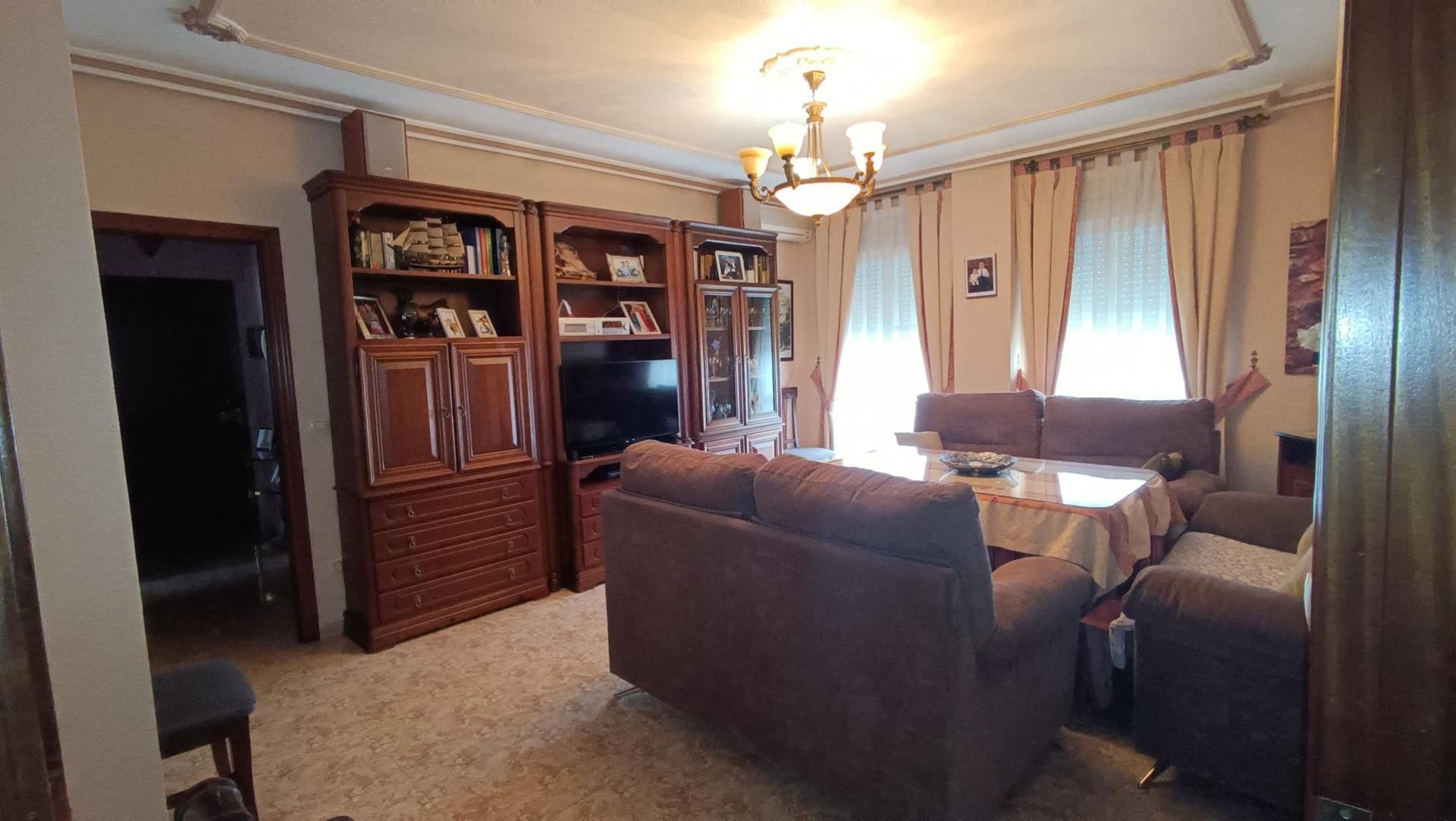 Sala d'estar de Pis en venda en Pozoblanco amb Aire condicionat i Balcó