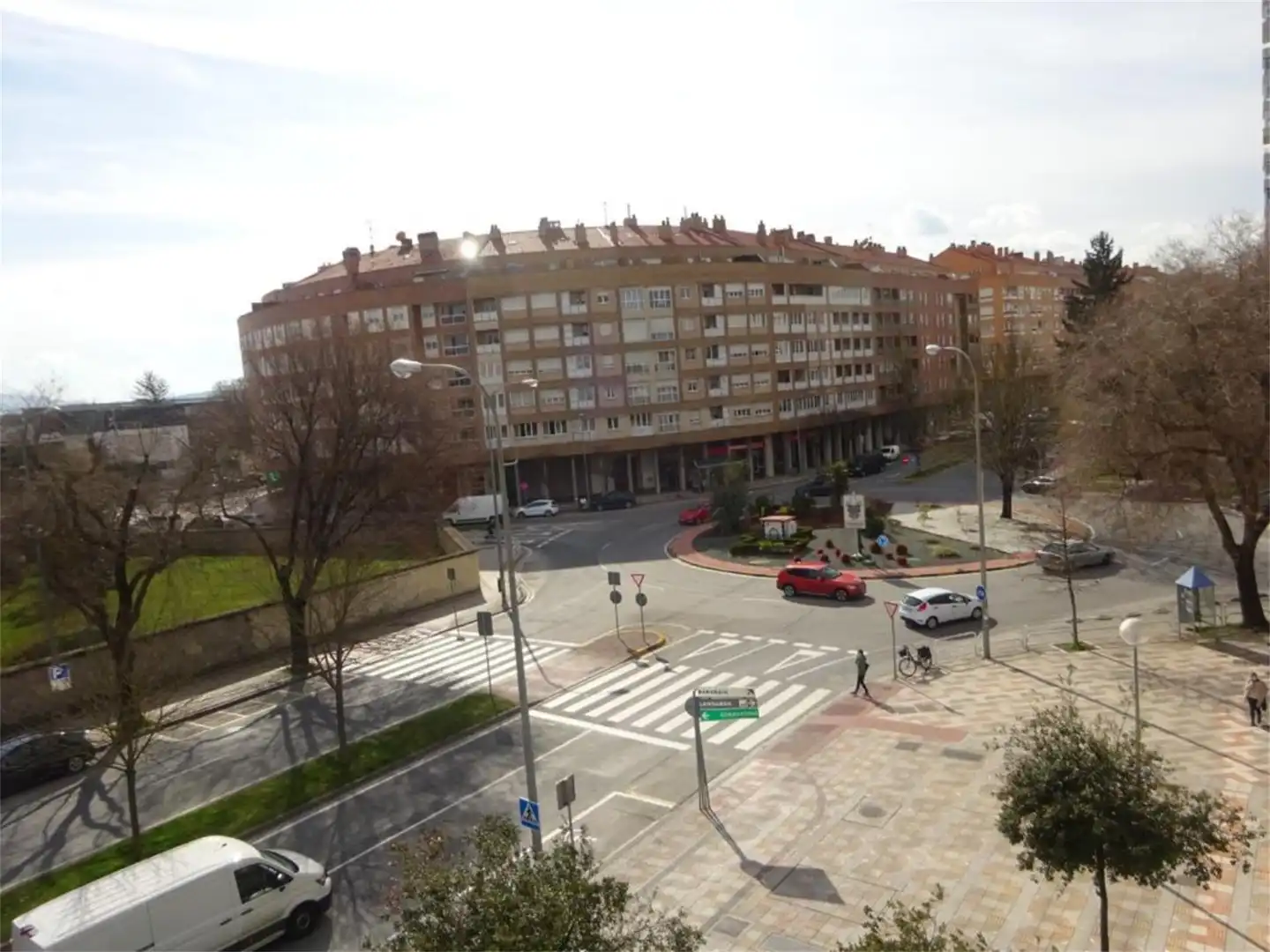 Exterior view of Flat for share in  Pamplona / Iruña  with Parquet flooring, Furnished and Balcony