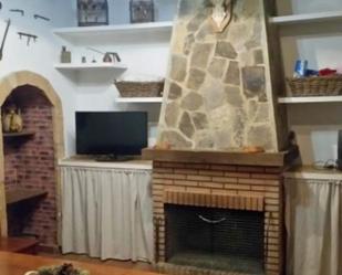 Living room of Single-family semi-detached for sale in San Nicolás del Puerto