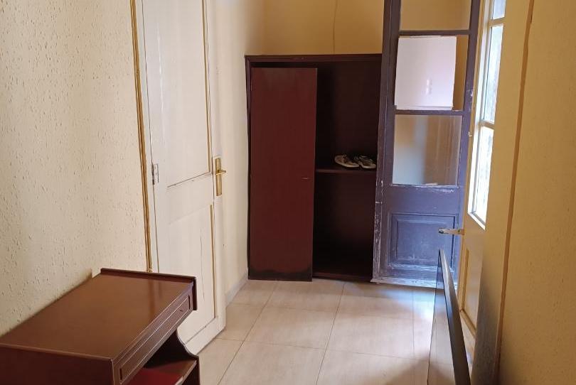 Flat to share in Rambla Vella, 12, Eixample, Tarragona - image 1 Photo 1 of Flat to share in Rambla Vella, 12, Eixample, Tarragona