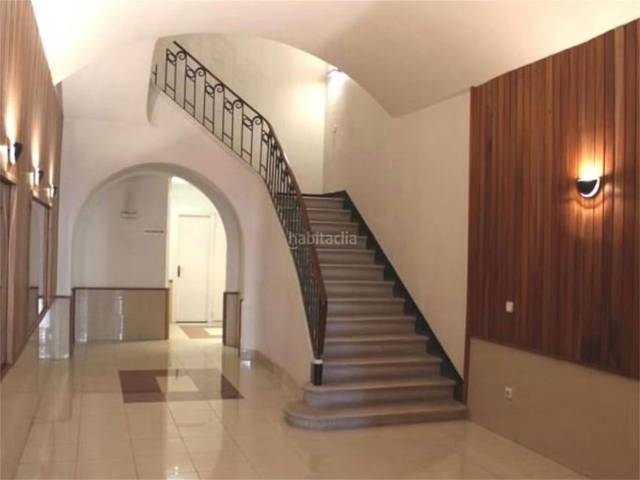 Oficina en Alquiler en Carrer Països Catalans, 1 en Banyoles