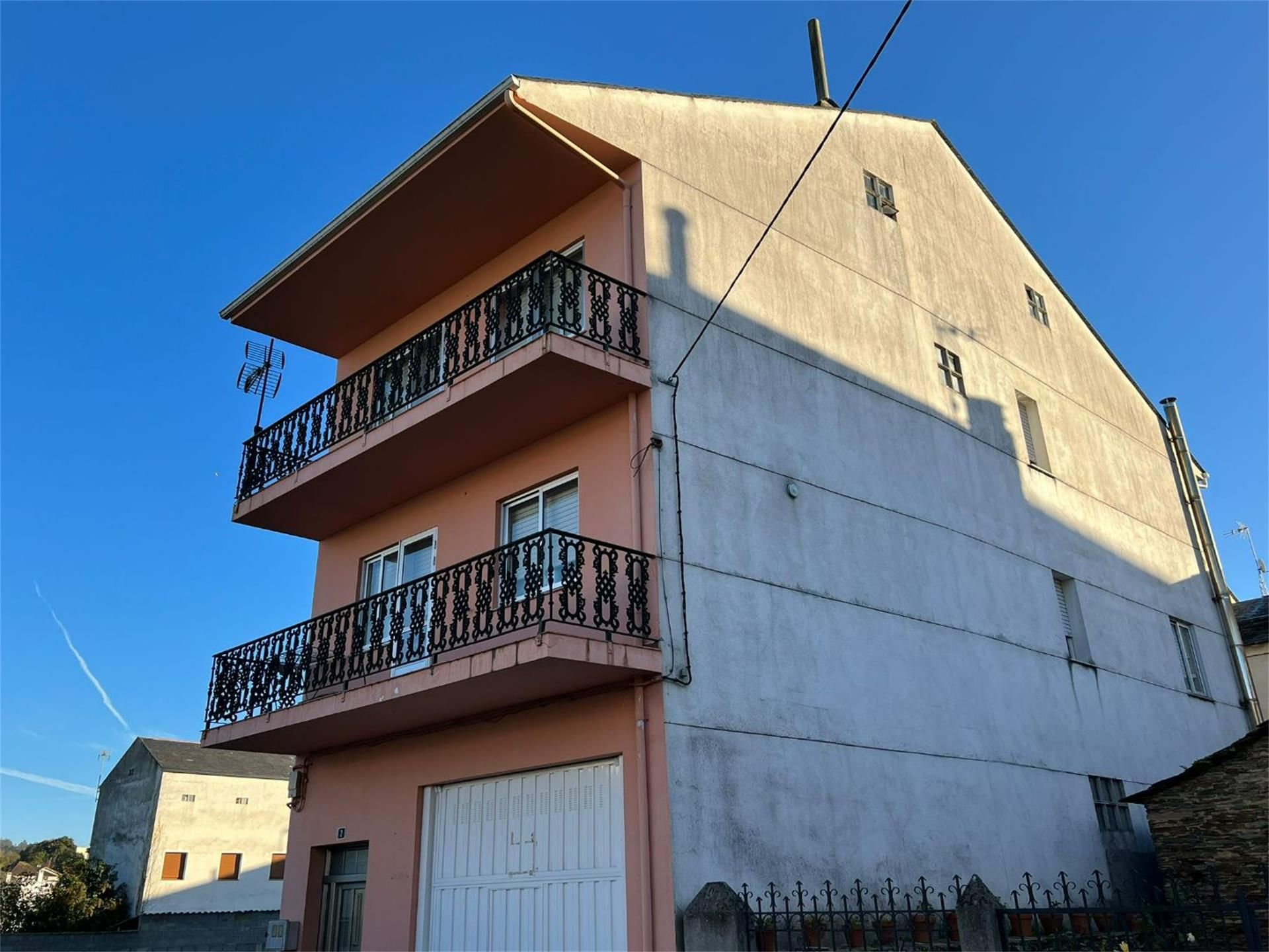 Vista exterior de Casa o xalet en venda en Lourenzá amb Calefacció, Jardí privat i Parquet