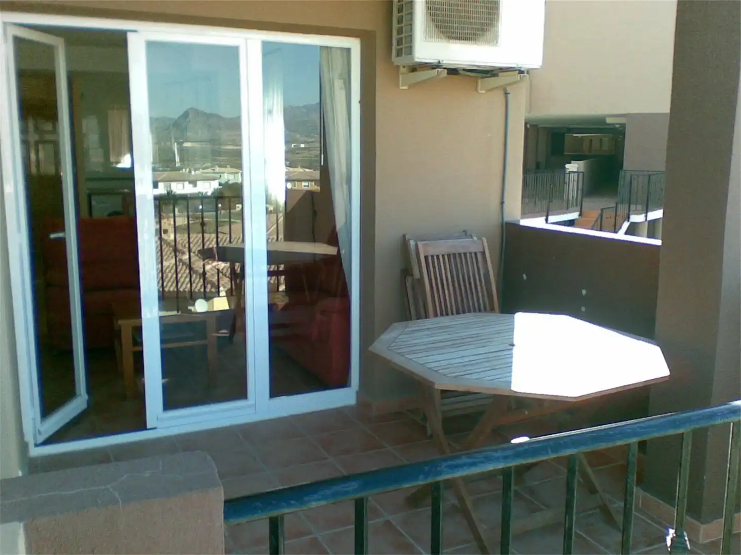 Wohnung zum Verkauf in Bonalba - Cotoveta Terrasse von Wohnung zum Verkauf in Mutxamel mit Klimaanlage, Terrasse und Schwimmbad