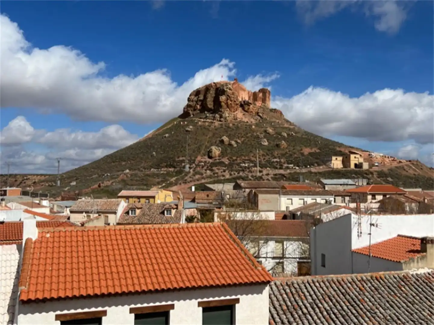 Exterior view of Detached homes for sale in Montiel
