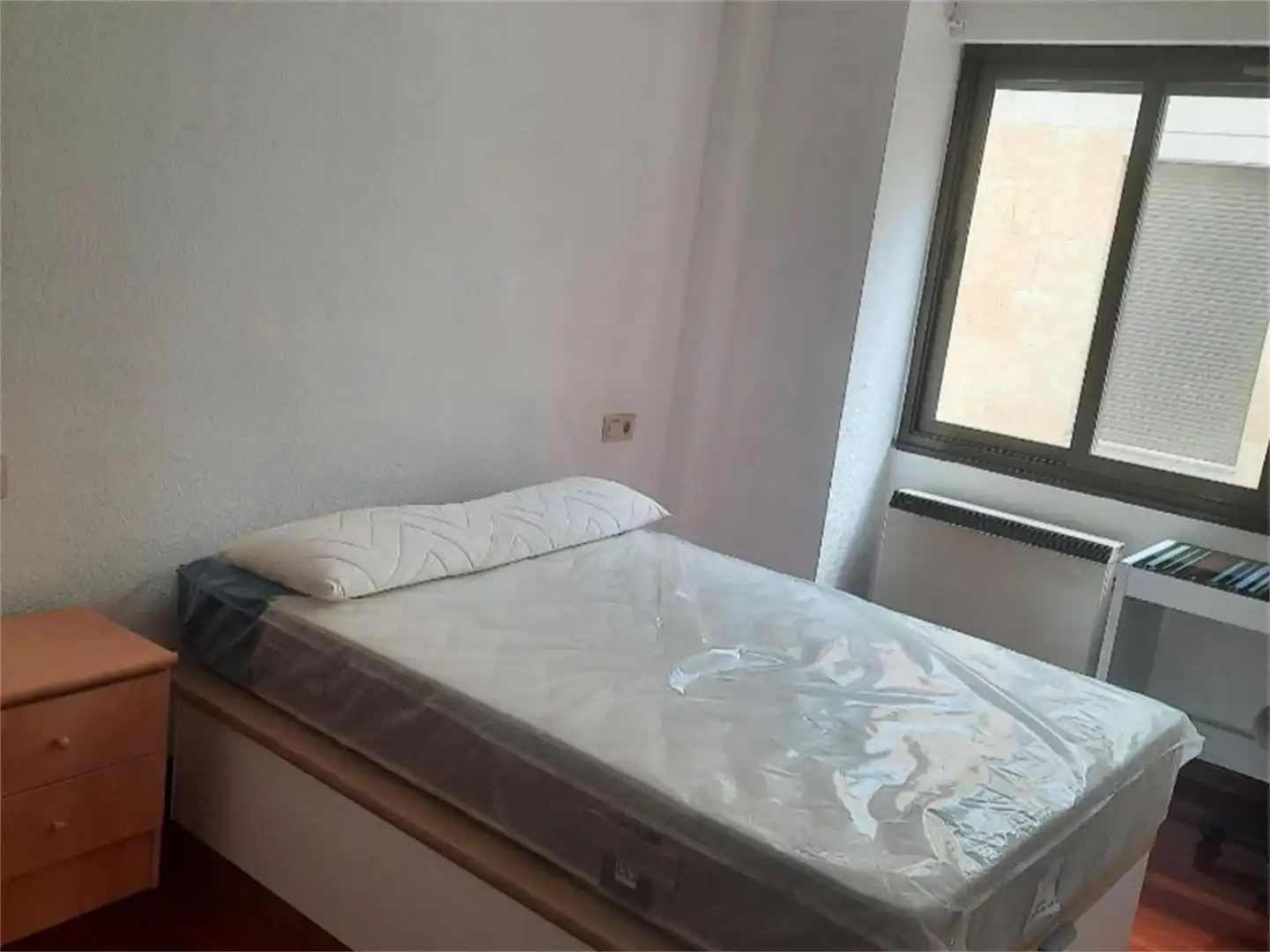 Flat for rent in Calle Albuera, 7, Prosperidad - Delicias Bedroom of Flat for rent in Salamanca with Heating, Parquet flooring and Furnished