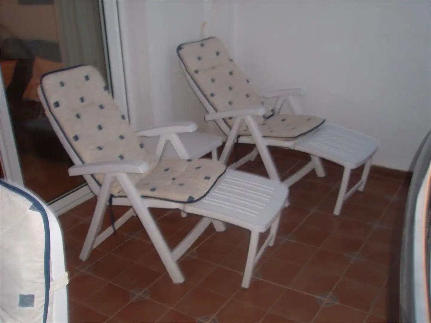 Wohnungen zur Miete in Calle Cigüeña, 6, El Palmar - Los Molinos Terrasse von Wohnungen zur Miete in Dénia mit Klimaanlage, Heizung und Privatgarten