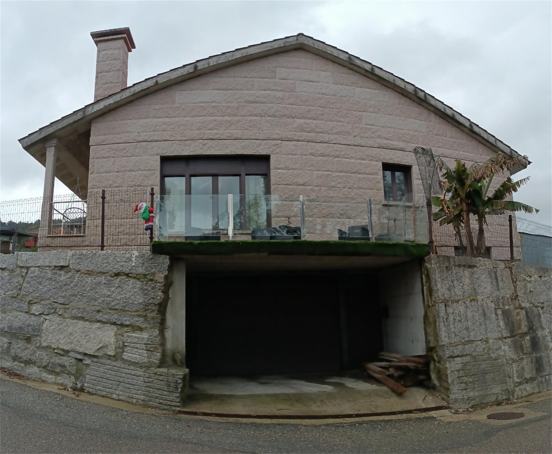 Exterior view of House or chalet for sale in Tui  with Terrace, Swimming Pool and Balcony