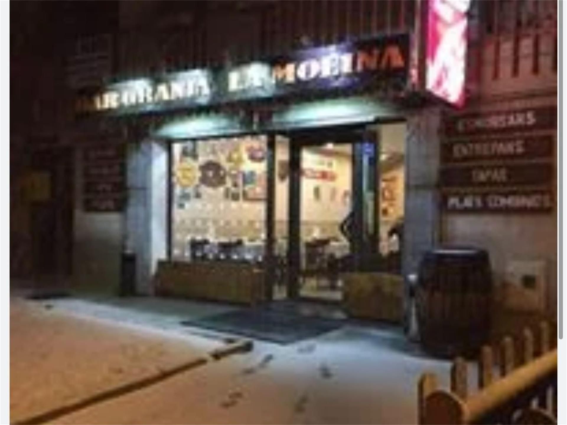 Premises for sale in Alp