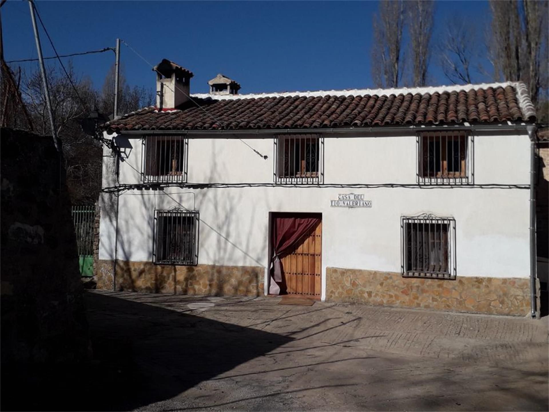 Vista exterior de Planta baixa en venda en Peñascosa amb Calefacció, Traster i Moblat