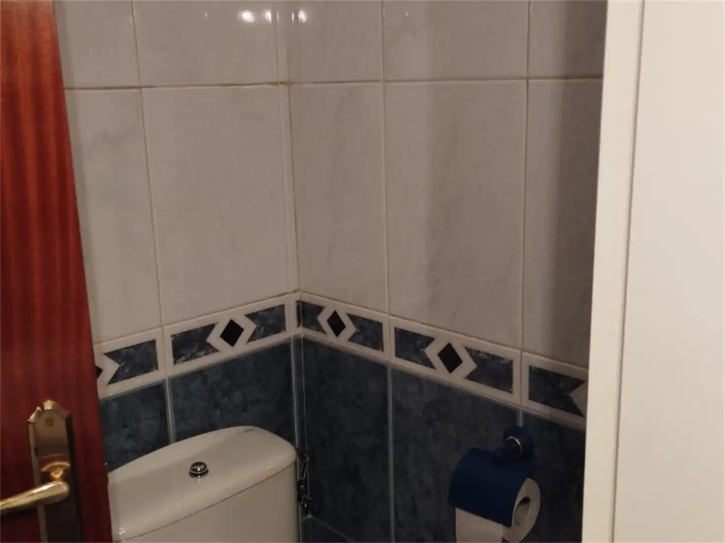 Piso en venta en Plaza Baleares, Pizarrales Baño de Piso en venta en Salamanca con Amueblado