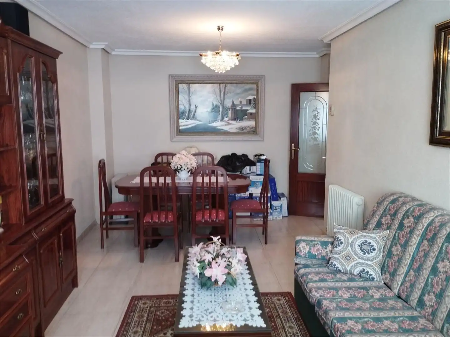 Piso en venta en Plaza Baleares, Pizarrales Comedor de Piso en venta en Salamanca con Amueblado
