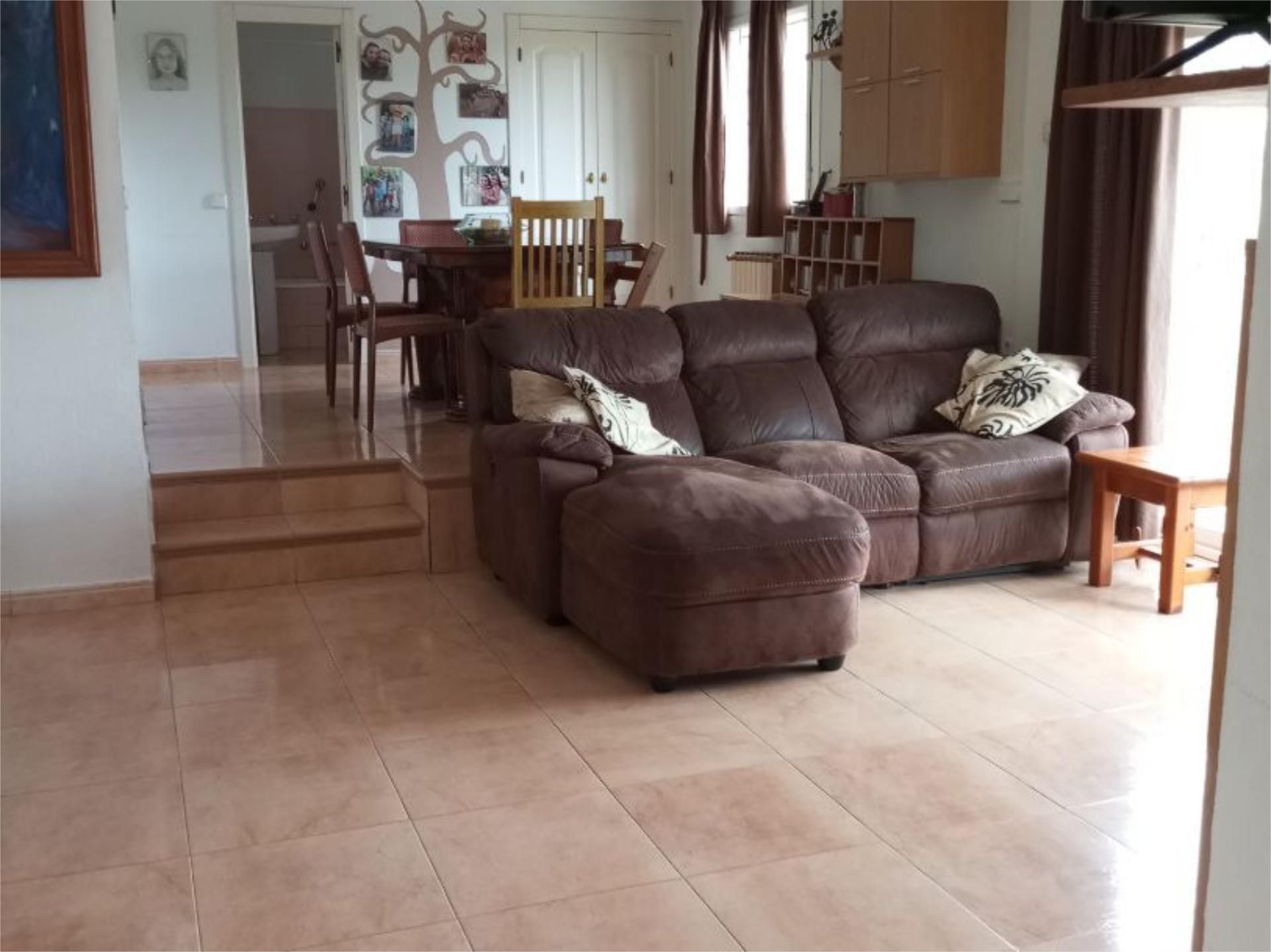 Living room of Single-family semi-detached for sale in Llagostera  with Terrace, Swimming Pool and Balcony