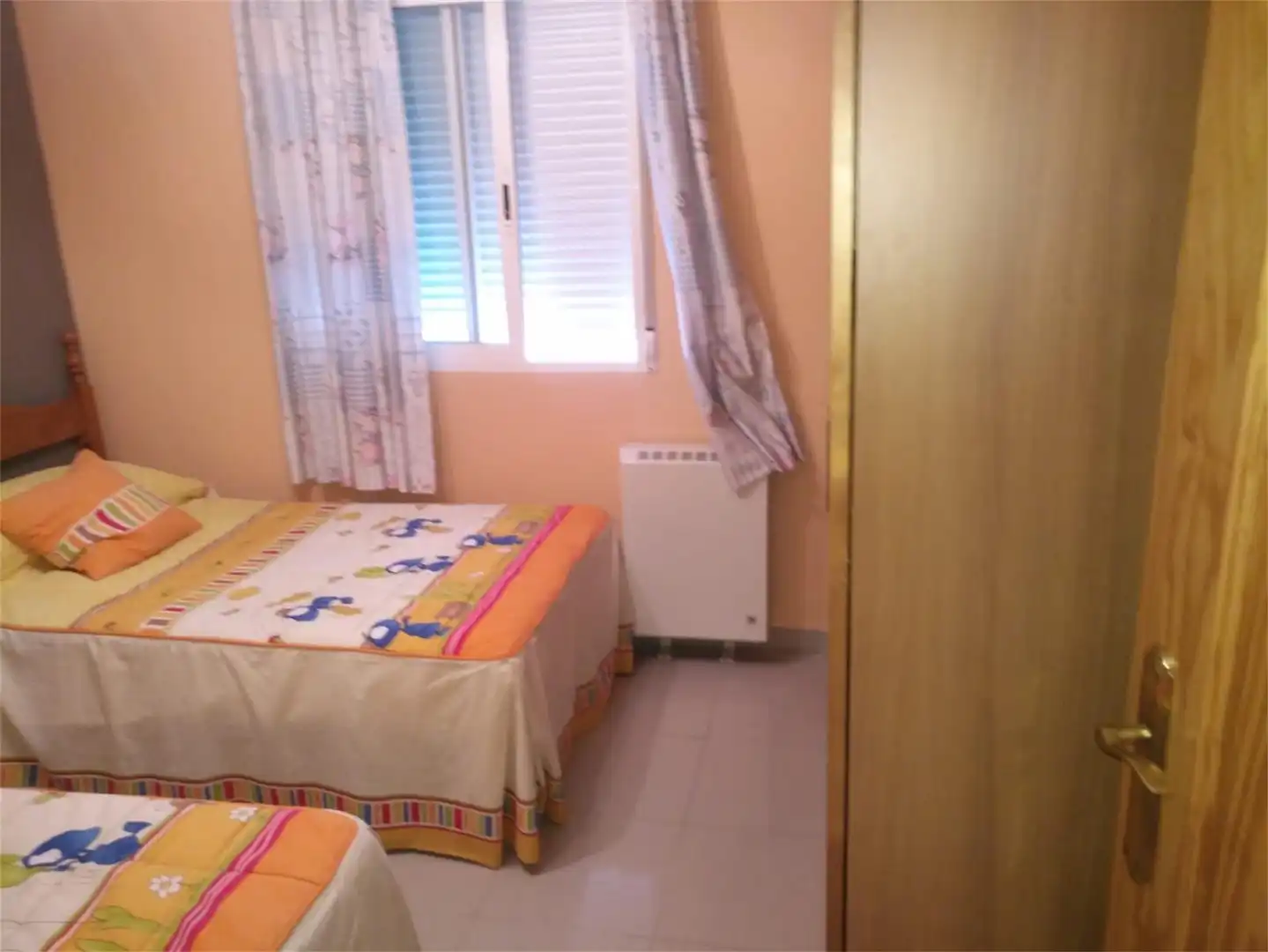 Habitación de Piso en venta en Cazorla con Aire acondicionado, Calefacción y Amueblado