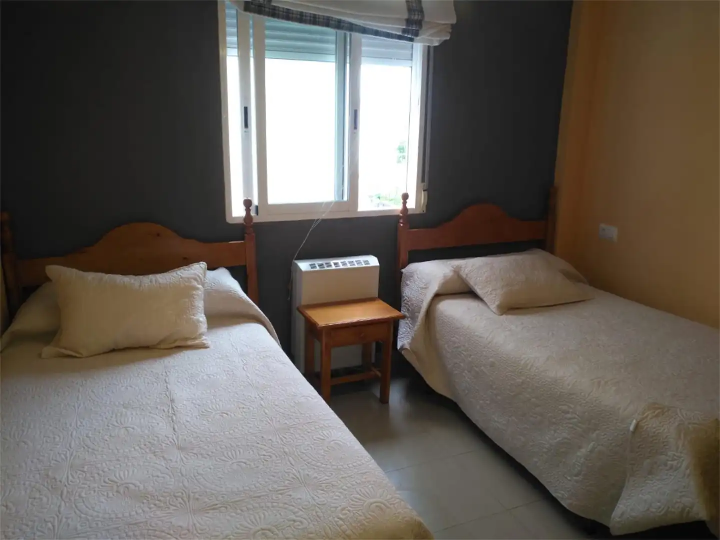 Habitación de Piso en venta en Cazorla con Aire acondicionado, Calefacción y Amueblado